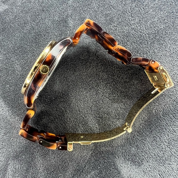 Fossil Stella Tortoise Resin Watch - Picture 4 of 6